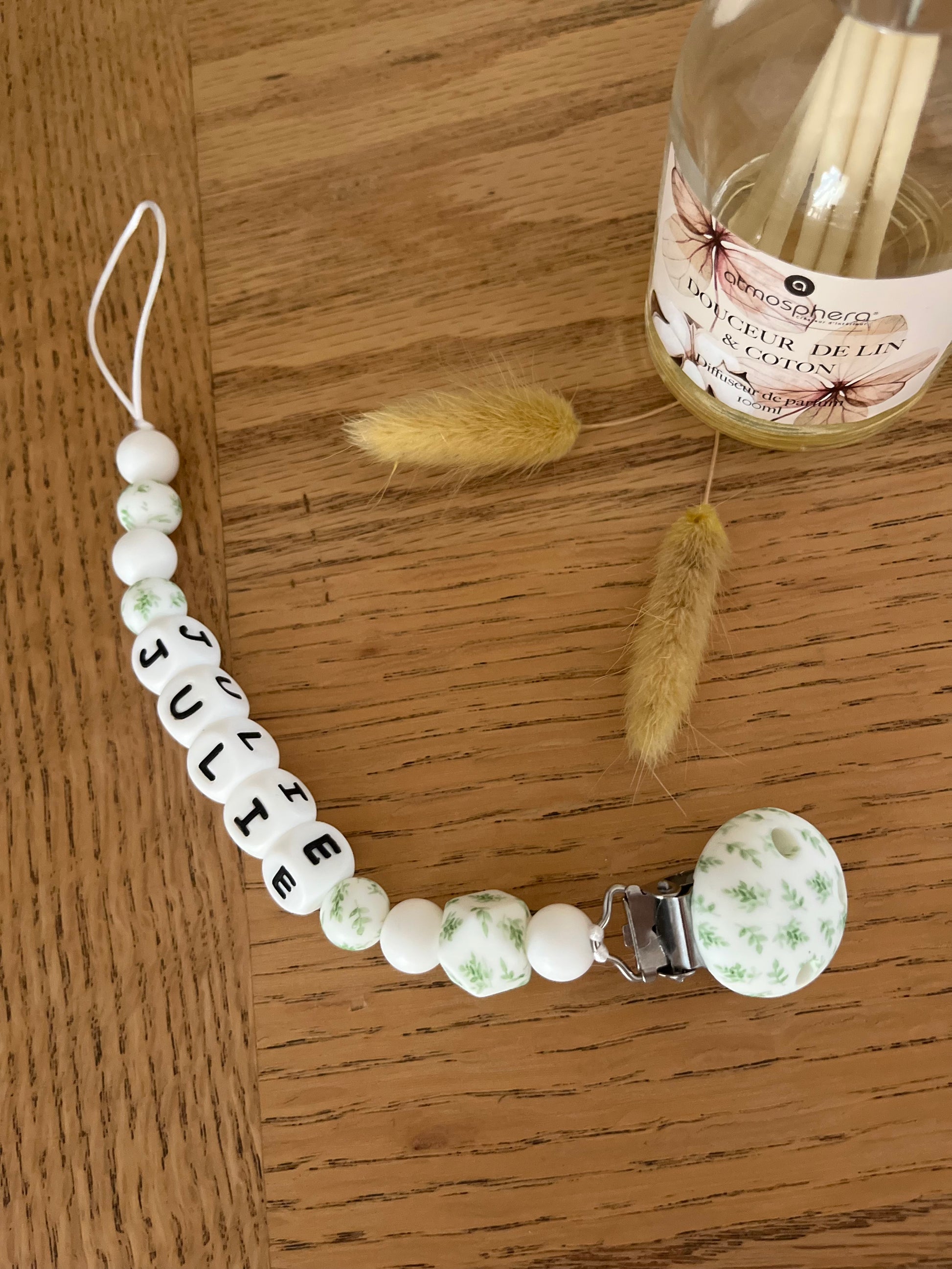 Attache tétine Skougen