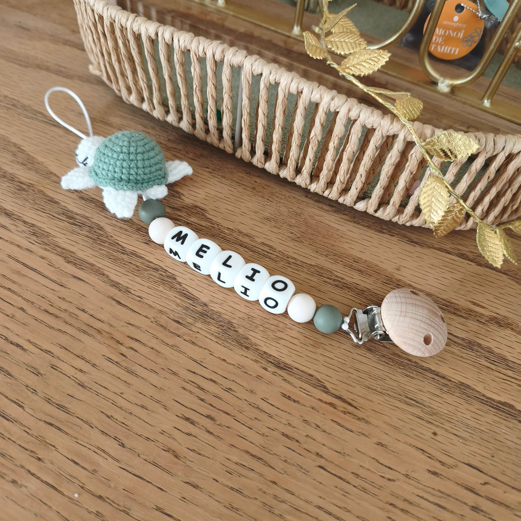 Attache tétine Tortue verte