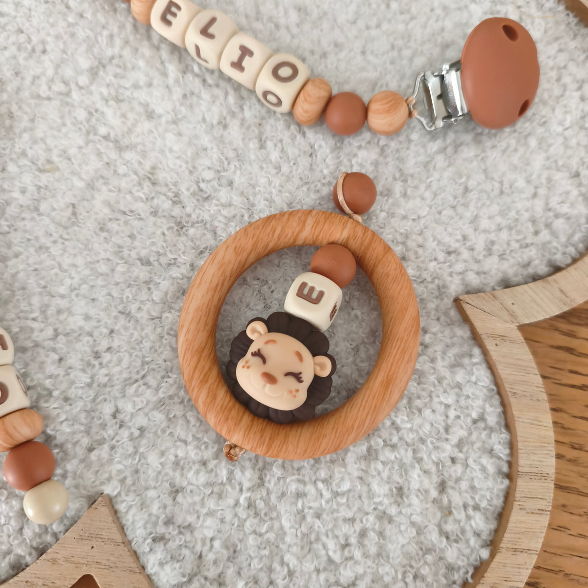 Anneau de dentition lion personnalisé pour bébé